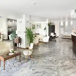 Apollo Hotell