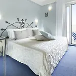 Apollo 4* Riccione