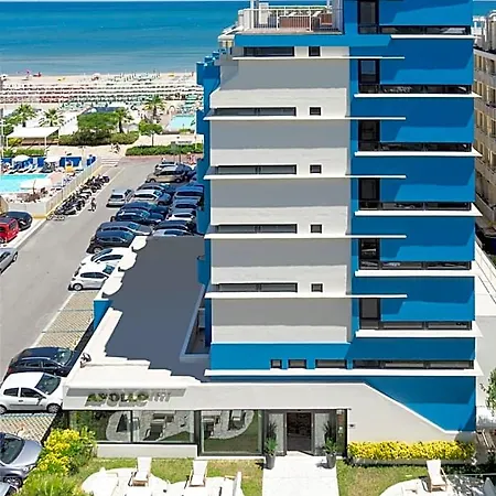 Apollo Hotel 4*