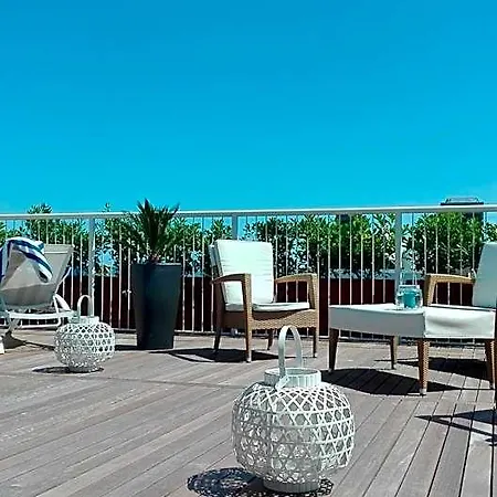 Hotel Apollo 4*