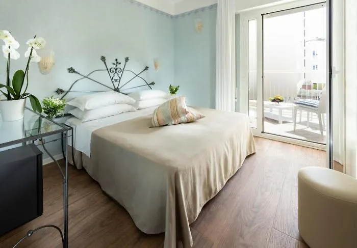 Apollo 4* Ριτσιόνε