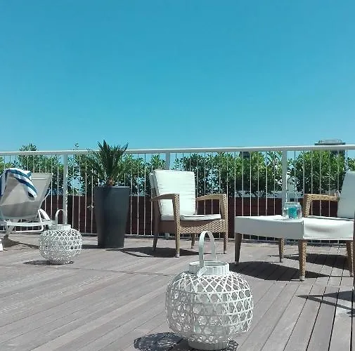 Apollo 4* Riccione