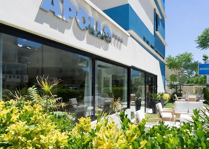 Apollo Hotel 4*